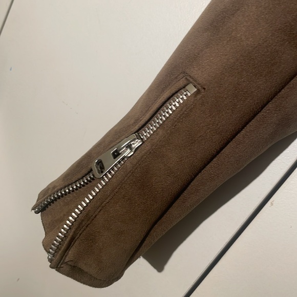 Zara Suede moto jacket. Size extra small. - Picture 3 of 5